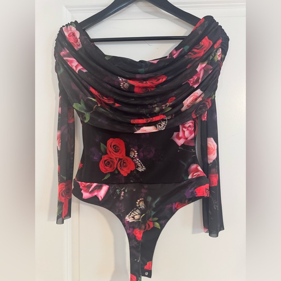 NWOT -AFRM Red Rose Bodysuit-Medium - Picture 9 of 10